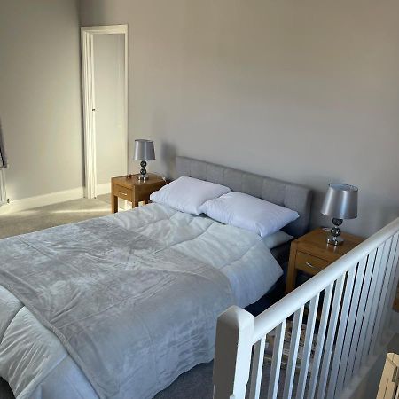 Brady'S Glastonbury Beautiful Pad Great Location! Eksteriør bilde