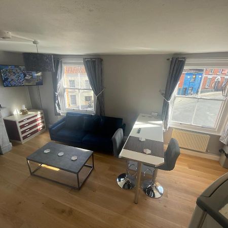 Brady'S Glastonbury Beautiful Pad Great Location! Eksteriør bilde