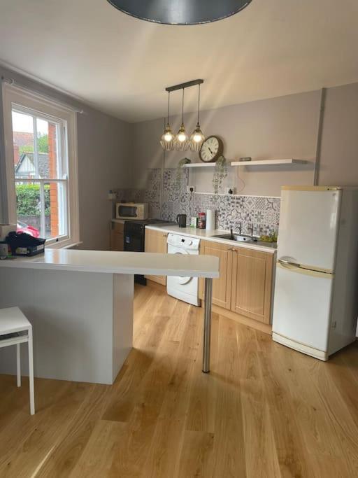 Brady'S Glastonbury Beautiful Pad Great Location! Eksteriør bilde