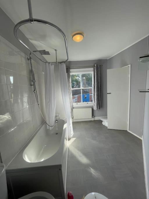 Brady'S Glastonbury Beautiful Pad Great Location! Eksteriør bilde