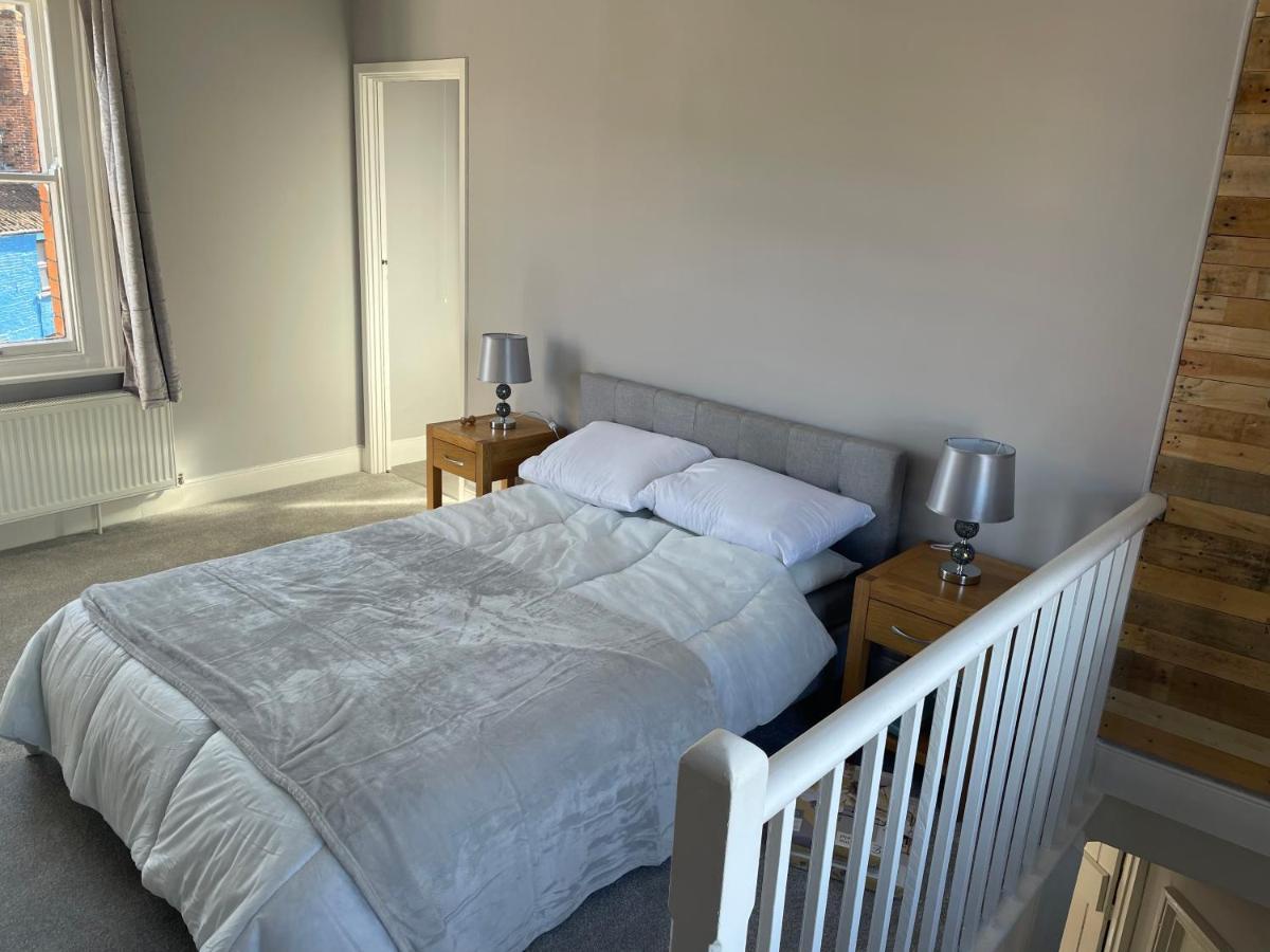 Brady'S Glastonbury Beautiful Pad Great Location! Eksteriør bilde